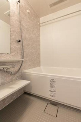 【浴室】 | ＡＬＩＶＩＯ西麻布 | ※写真は同タイプ住戸です。