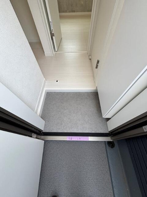 【玄関】 | セレーノ　たまプラーザ |  