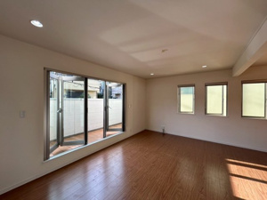 【居間・リビング】