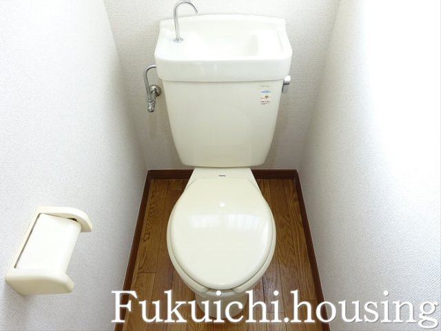 ハイフラット赤堤のトイレ