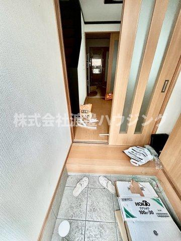 松原１丁目テラスハウスの玄関