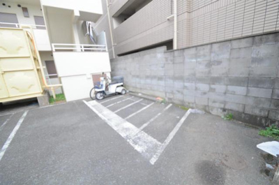 【駐車場】 | シェレバウム |  