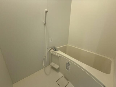 【浴室】 | シェレバウム |  