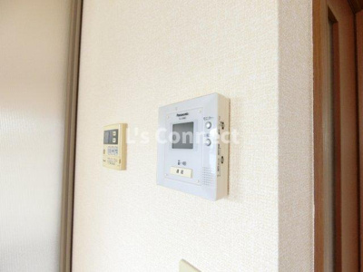 【セキュリティ】 | アンビックス利府参番館 | 突然の来客時もＴＶモニターホンでしっかり確認。