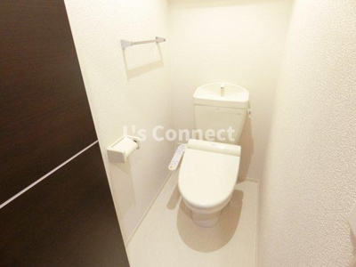 【トイレ】 | ディアコートＦ | 温水洗浄便座付きのトイレ。