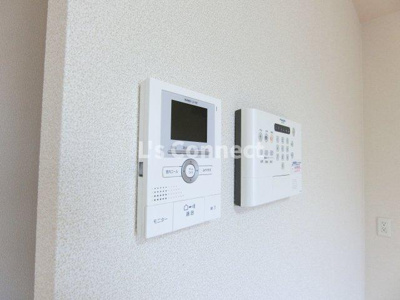 【セキュリティ】 | ディアコートＦ | 突然の来客時もＴＶモニターホンでしっかり確認。