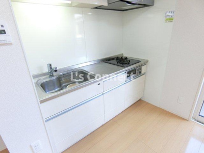 【キッチン】 | ディアコートＦ | ２口ガスコンロのシステムキッチン。