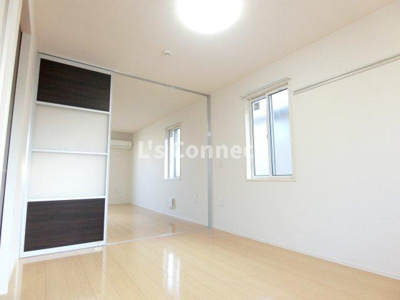 【内装】 | ディアコートＦ | 居室と寝室を分けて生活できる１ＬＤＫ。