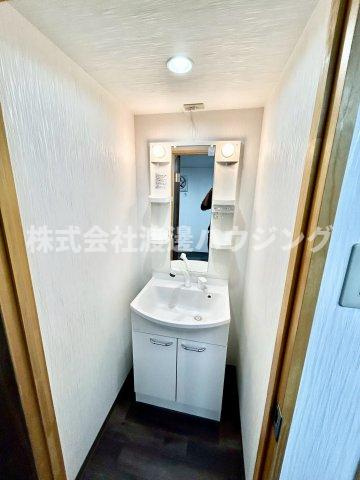 池島町4丁目一戸建の洗面所