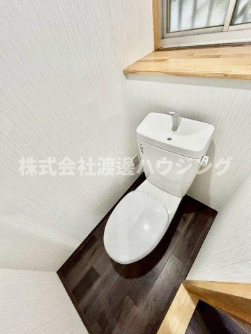 池島町4丁目一戸建のトイレ