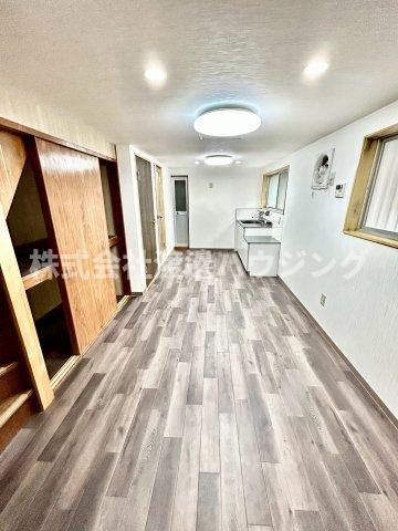 池島町4丁目一戸建の居間・リビング