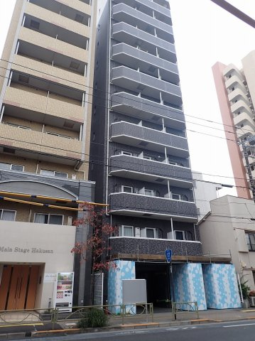 プライムアーバン白山の外観