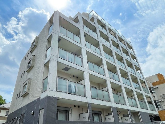 ラピスラズリ桜坂の外観