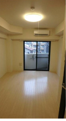 ＣＹＮＴＨＩＡ　ＦＯＵＲ－Ｄ　ＤＡＩＴＡＢＡＳＨＩの居間・リビング