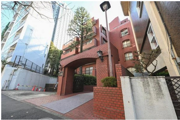 ★仲介手数料無料★マンション広尾台（耐震改修済建築物）の外観