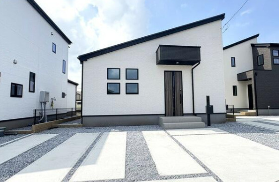 グラファーレ下野市仁良川２期　新築一戸建て