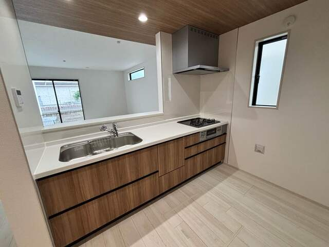 グラファーレ下野市仁良川２期　新築一戸建てのキッチン