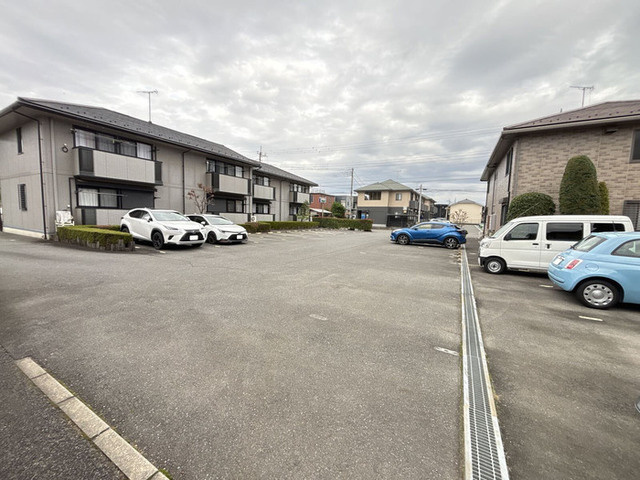 御料所ガーデン　Ｄ/Ｅの駐車場|駐車場