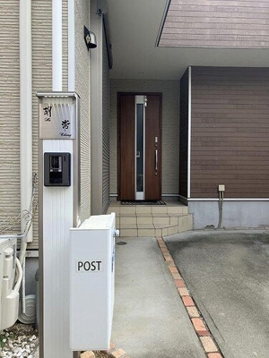 【玄関】 | ふじみ野市大原１丁目戸建て | 外玄関　内装前