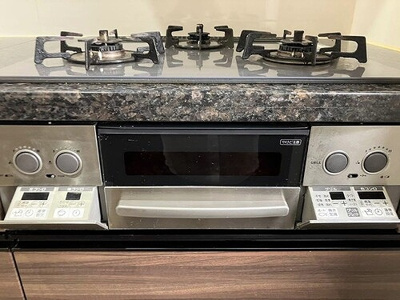 【設備】 | ふじみ野市大原１丁目戸建て | コンロ（キッチン）　内装前