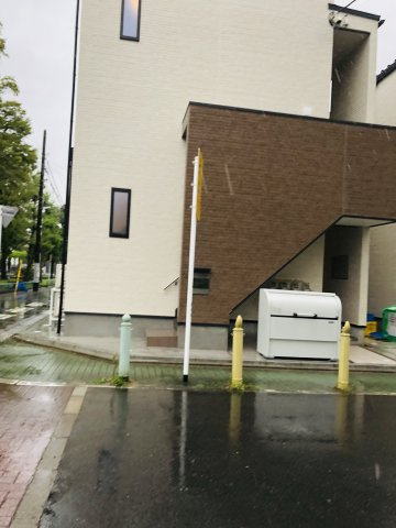 ヴィラ竹の塚の駐車場