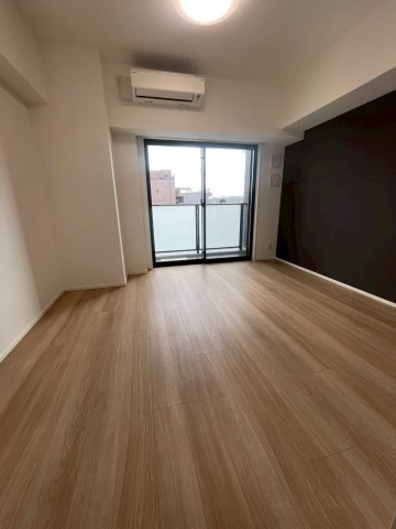 MAXIV南砂町DUEの居間・リビング