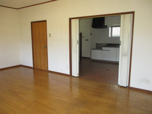 立野南1戸建の居間・リビング