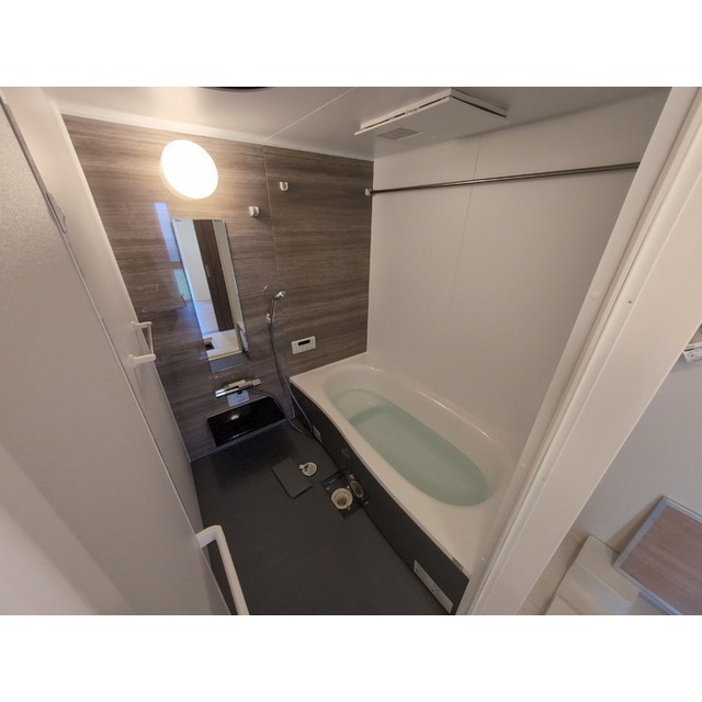 岐阜市福光東３丁目のアパートの浴室