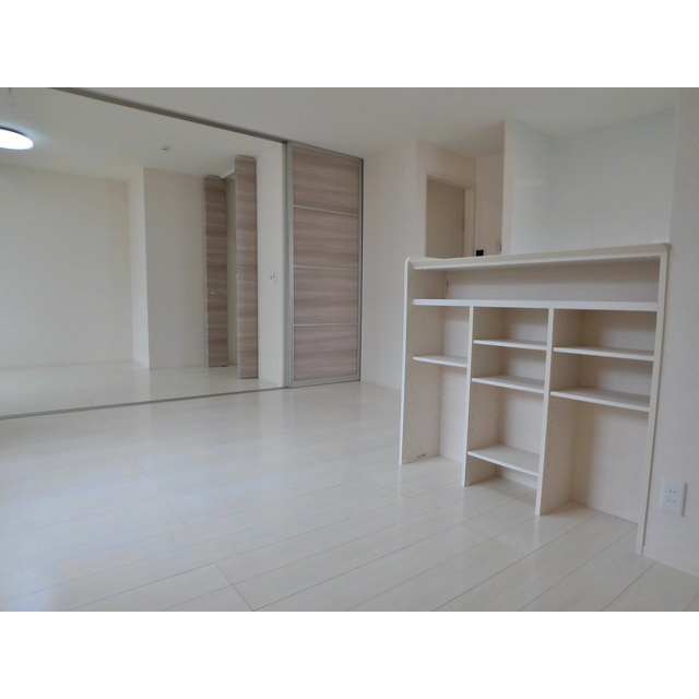 フェリーチェガーデンの居間・リビング