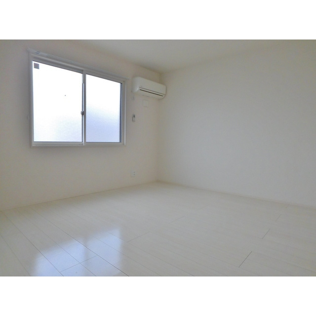 フェリーチェガーデンの居間・リビング