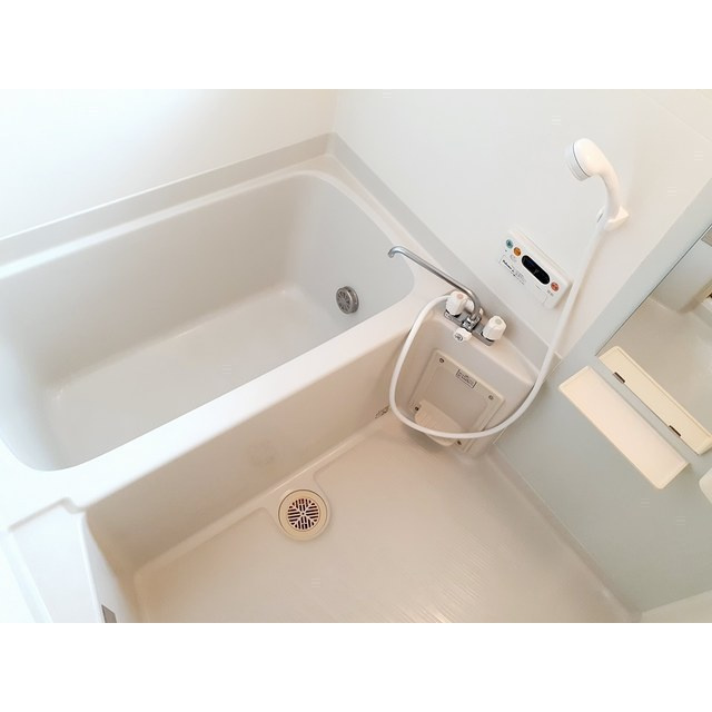 メゾン・ド・ソレイユの浴室