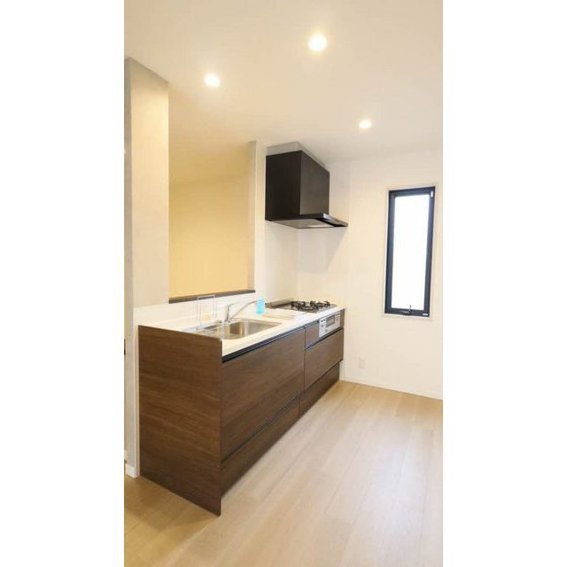 岐阜市切通６丁目のアパートのキッチン