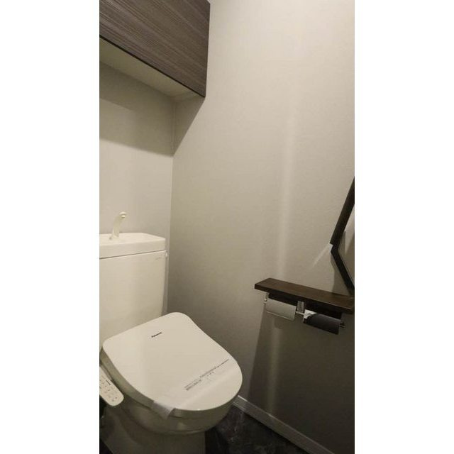 岐阜市切通６丁目のアパートのトイレ