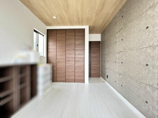 【洋室】 | 2階洋室6.5帖