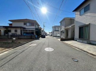 【前面道路含む現地写真】