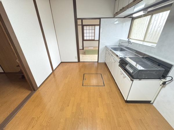 【居間・リビング】