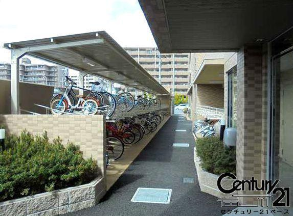 イングス郡山グレースのその他|■現地撮影写真■こちらは現地駐輪場です！