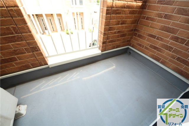 グリーン・ロード尾上Ⅰのバルコニー|※類似写真