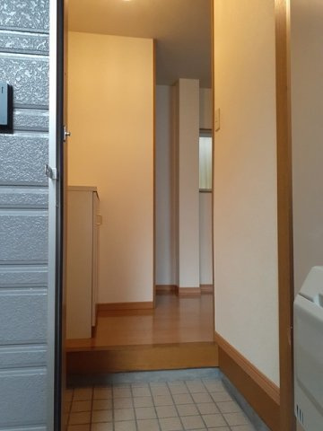 メロディハイツの玄関