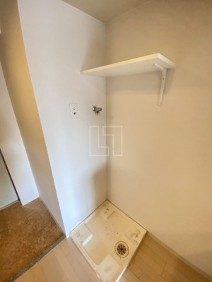 【玄関】 | LUXE難波EAST | LUXE難波EAST（ラグゼ難波イースト）　室内洗濯機置き場