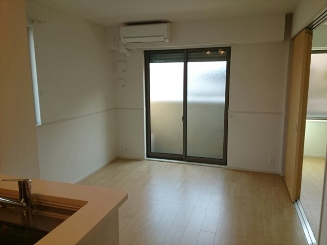 グランデ・フォルテ木ノ本の居間・リビング