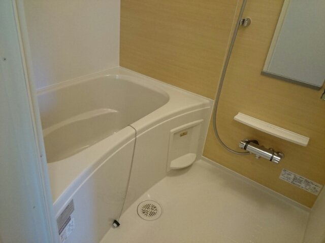 グランデ・フォルテ木ノ本の浴室