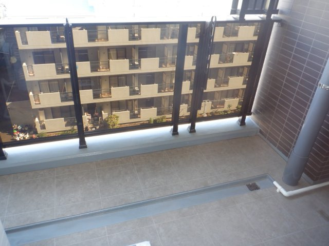 ブランズ神楽坂のバルコニー