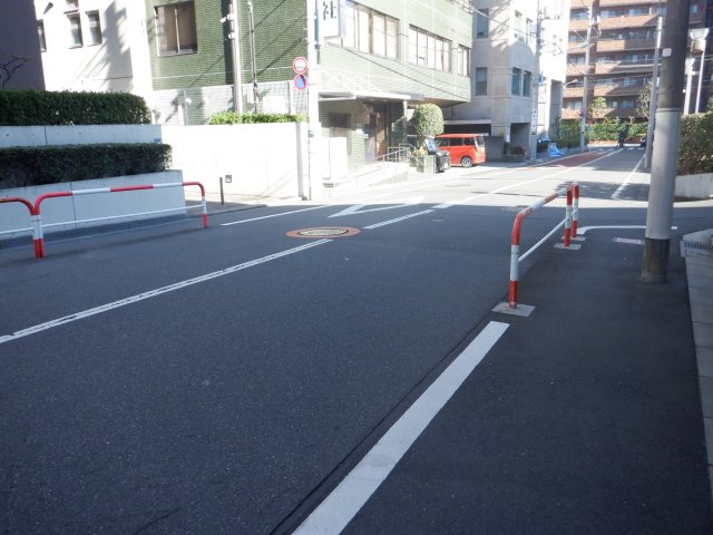 ブランズ神楽坂のその他|前面道路