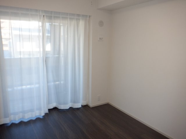 ブランズ神楽坂の洋室