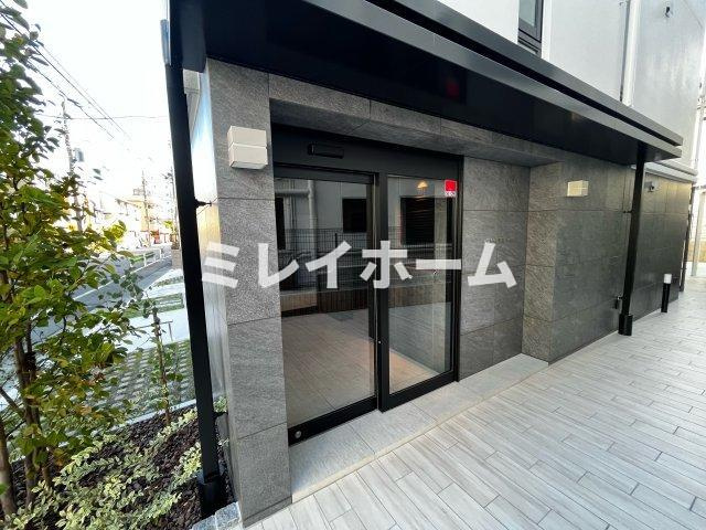 WHARF蒲田westのエントランス