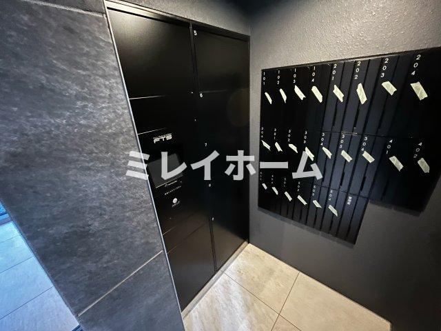 WHARF蒲田westのエントランス