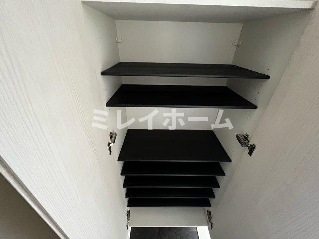 WHARF蒲田westの玄関