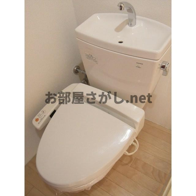 ＭＯＤＵＬＯＲ祐天寺【駅近／2026年1月入居可】のトイレ|清潔感のあるトイレです