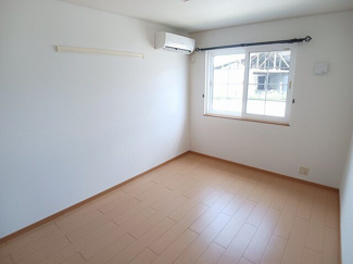 【内装】 | セレンディップハウスⅡＡ | 明るい室内です